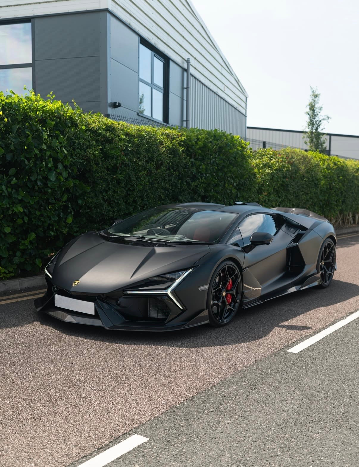Lamborghini Revuelto Carbon Kit