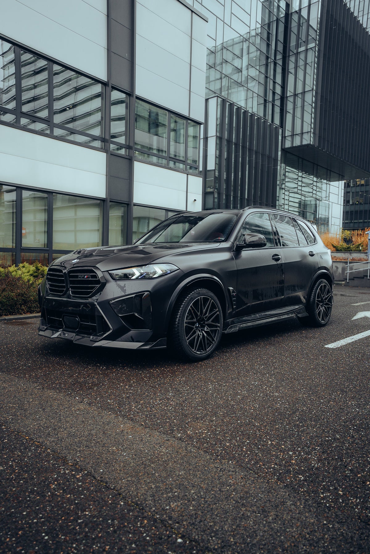 BMW X5 M F95 LCI mit CPG Carbon Kit Frontansicht