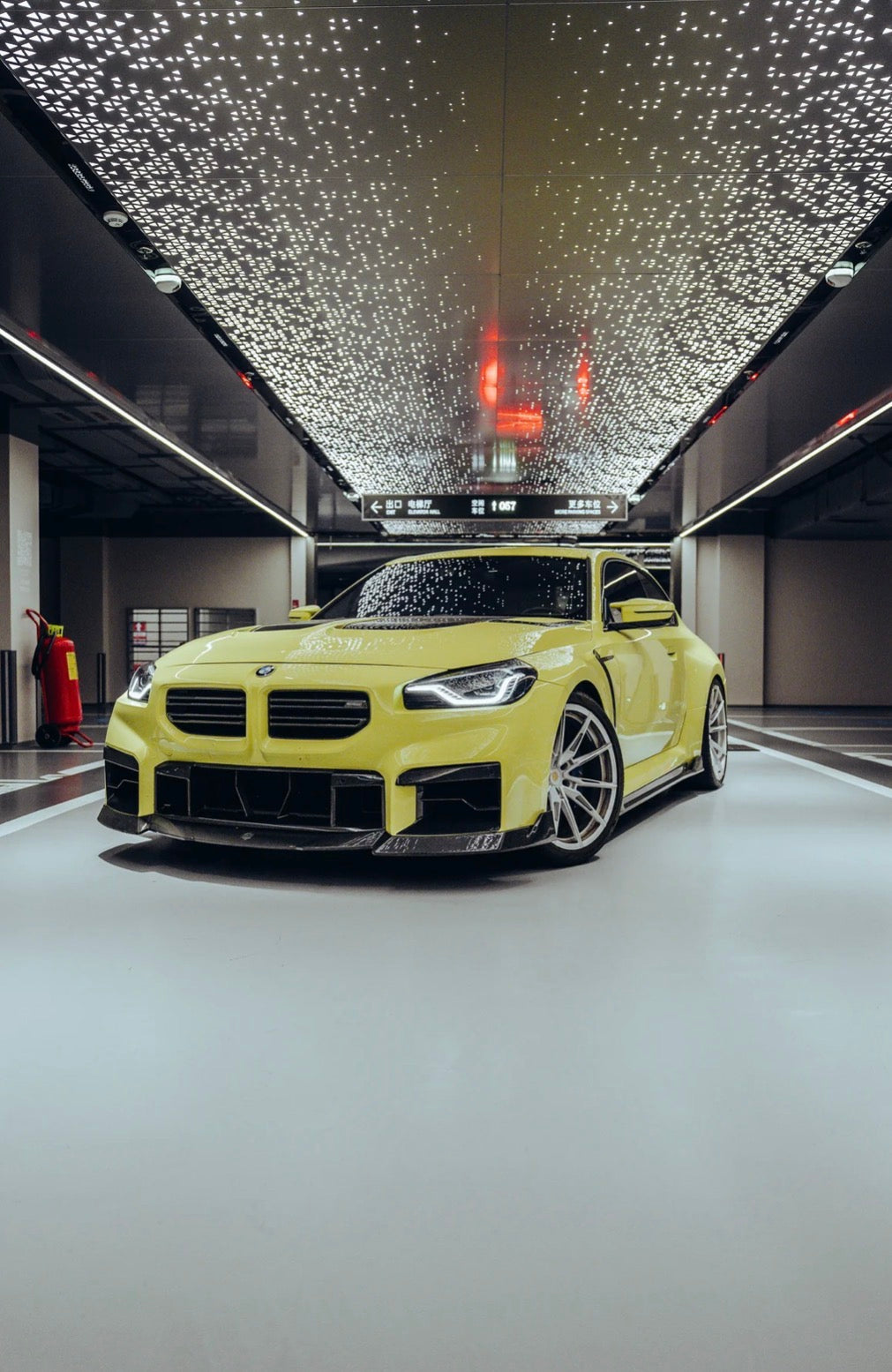     BMW M2 G87 mit CPG+ RV V1 Carbon Aerodynamik Frontlippe