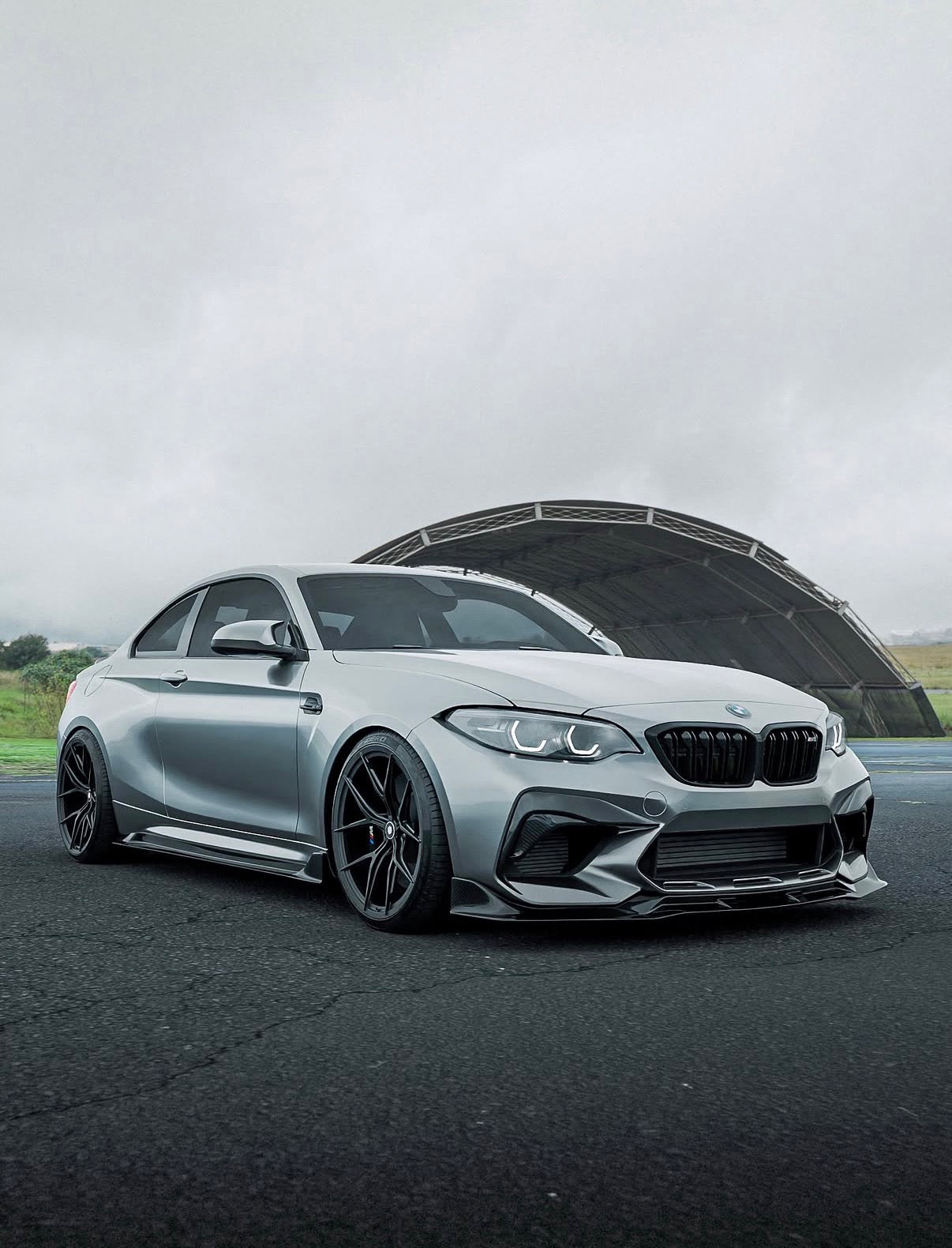 BMW M2 F87 mit Carbon Heckdiffusor aus hochwertigem Dry Carbon