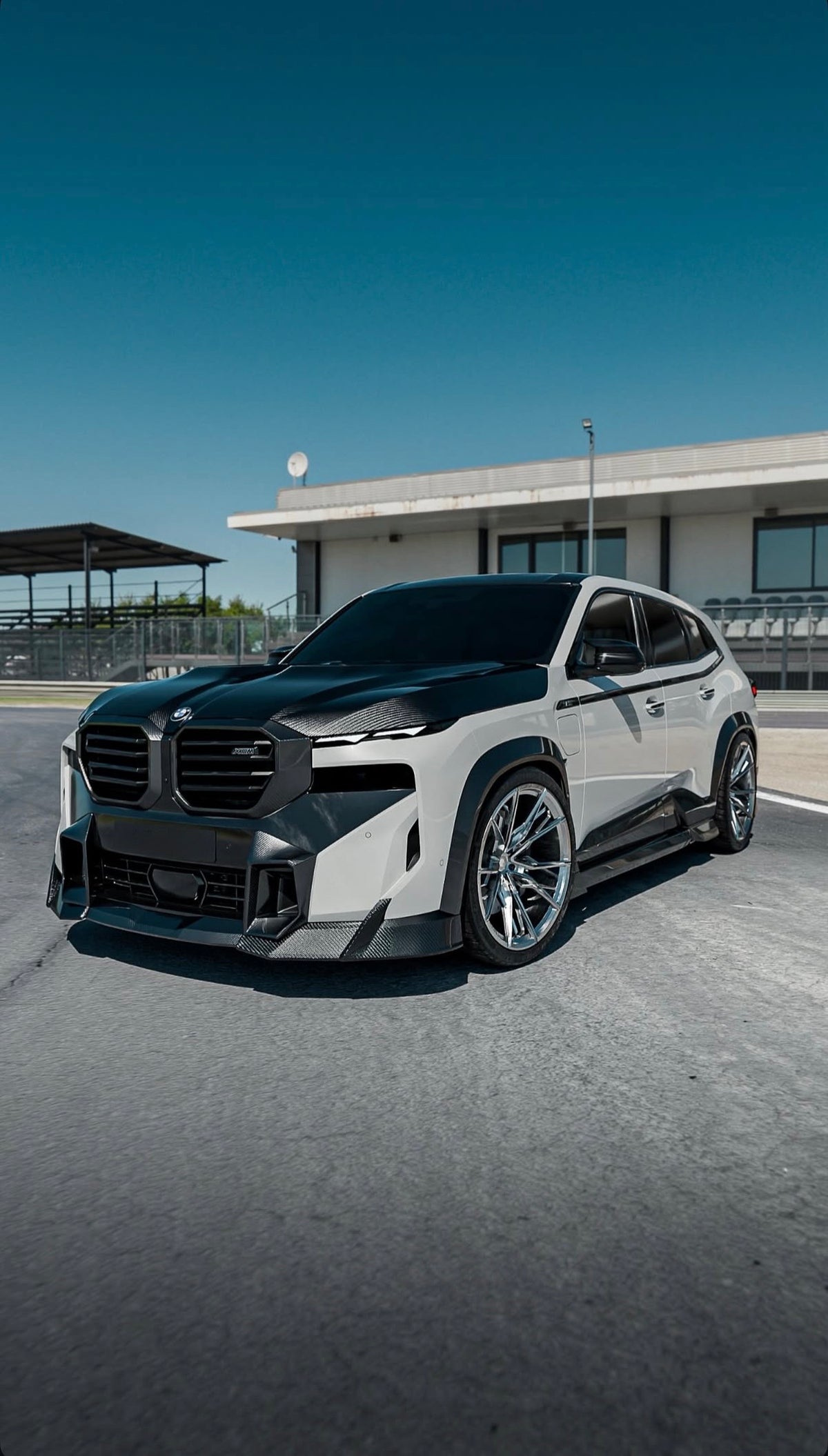 BMW XM G09 Carbon Komplett Bodykit Fahrzeugansicht