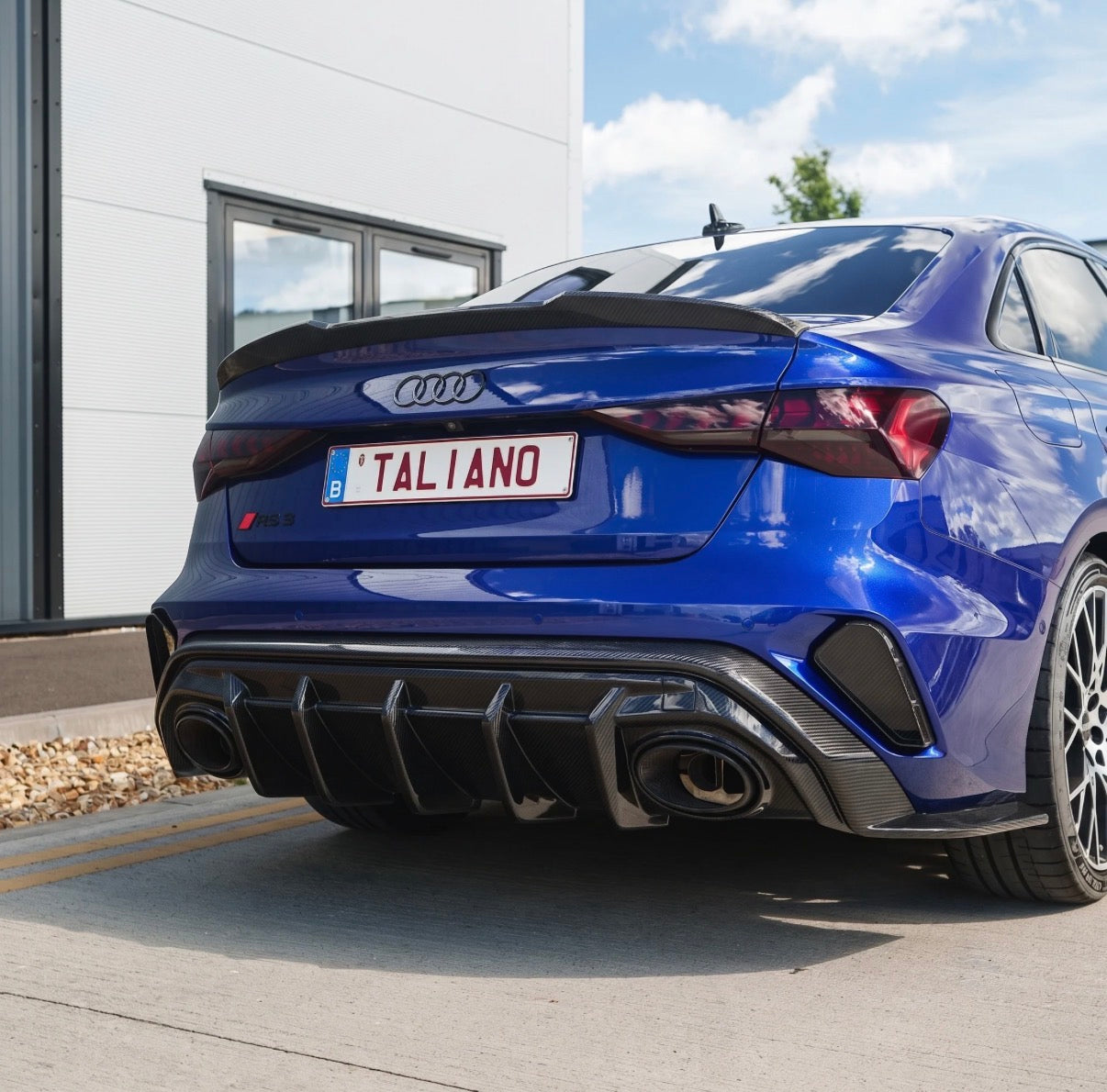 Audi RS3 8Y 2025+ Limousine Heckdiffuser CPG Carbon
