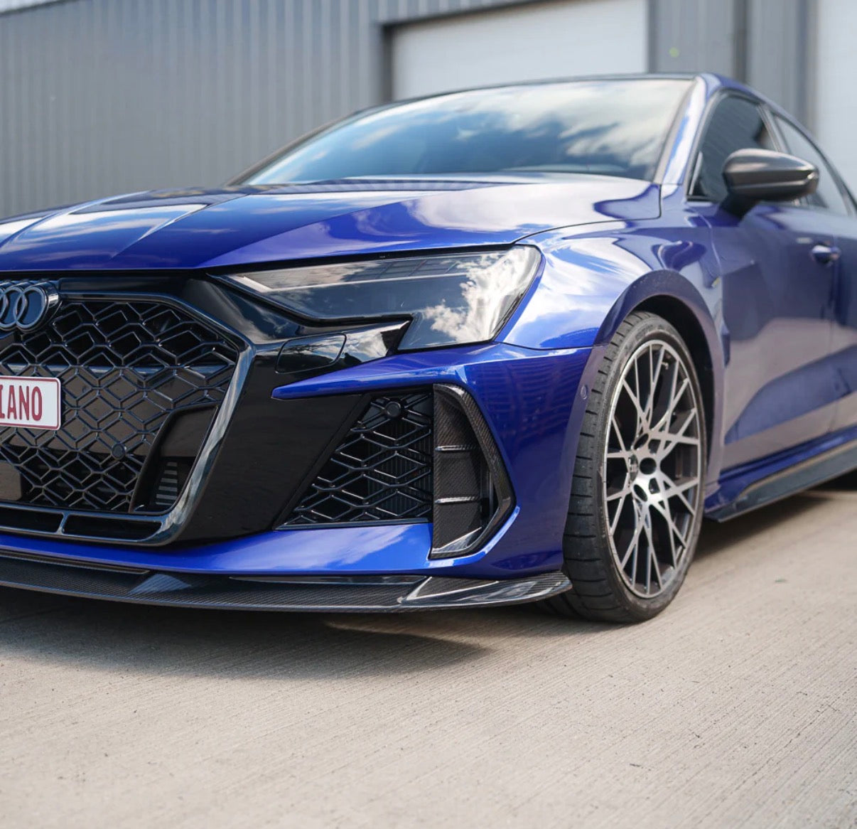 Audi RS3 8Y 2025+ Stoßstangen-Einsatz CPG Carbon