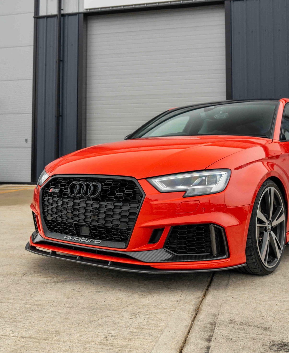 Audi RS3 8V Stoßstangen-Aufsatz V3 CPG Carbon