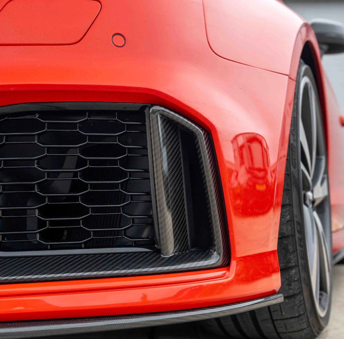 Audi RS3 8V Stoßstangen-Aufsatz V3 CPG Carbon