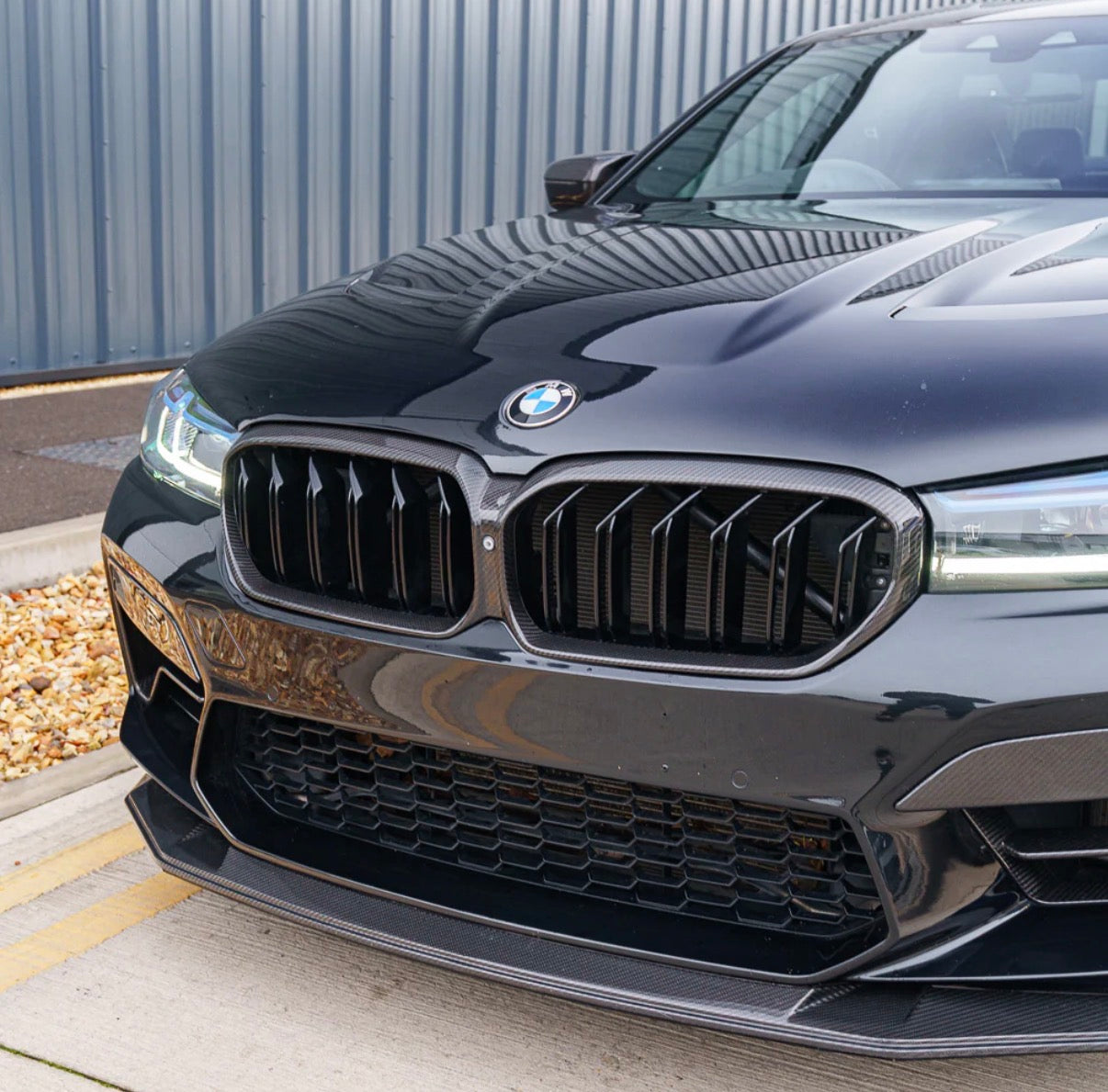 BMW Serie 5 G30 G31 M5 F90 Facelift Kühlergrill V3 CPG Carbon