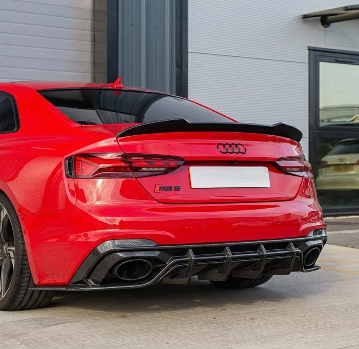 Audi RS5 B9.5 2020-2025 Sportback &amp; Coupe Heckdiffuser DRY Carbon
