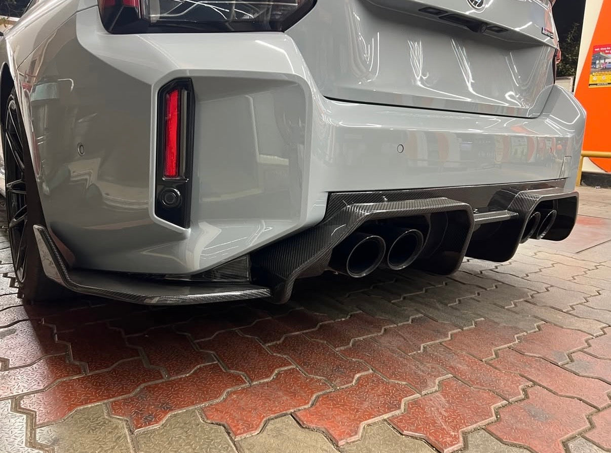 BMW M2 G87 Heckdiffuser V6 CPG Carbon