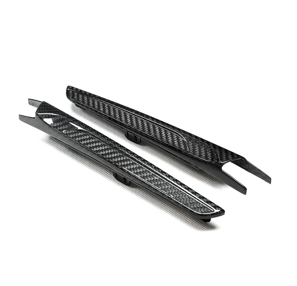 BMW M3 F80 M4 F82 F83 Kotflügel Embleme CPG Carbon