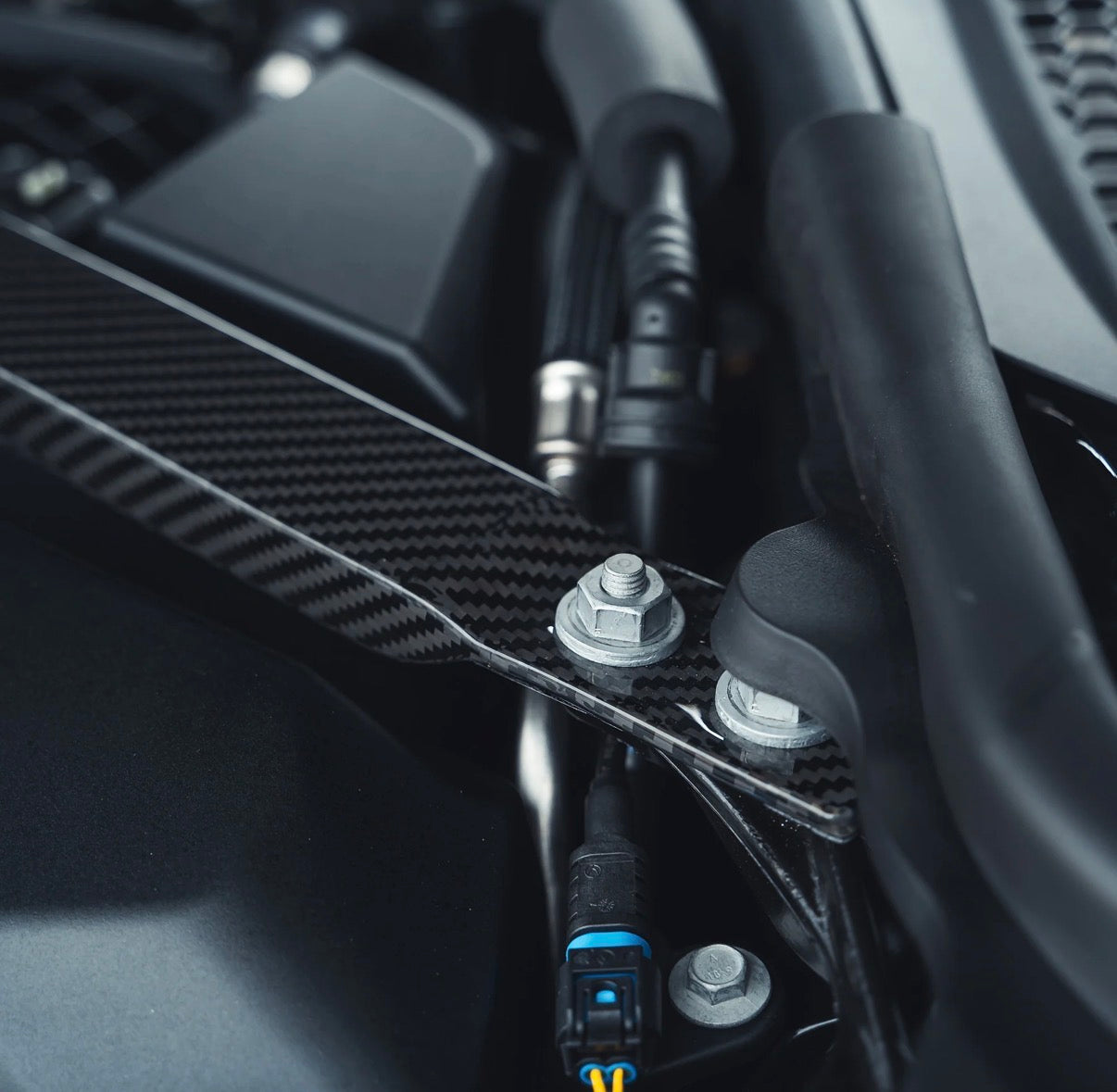 BMW M2 G87 M3 G80 G81 M4 G82 G83 CPG Design Domstrebe Motorraum Carbon