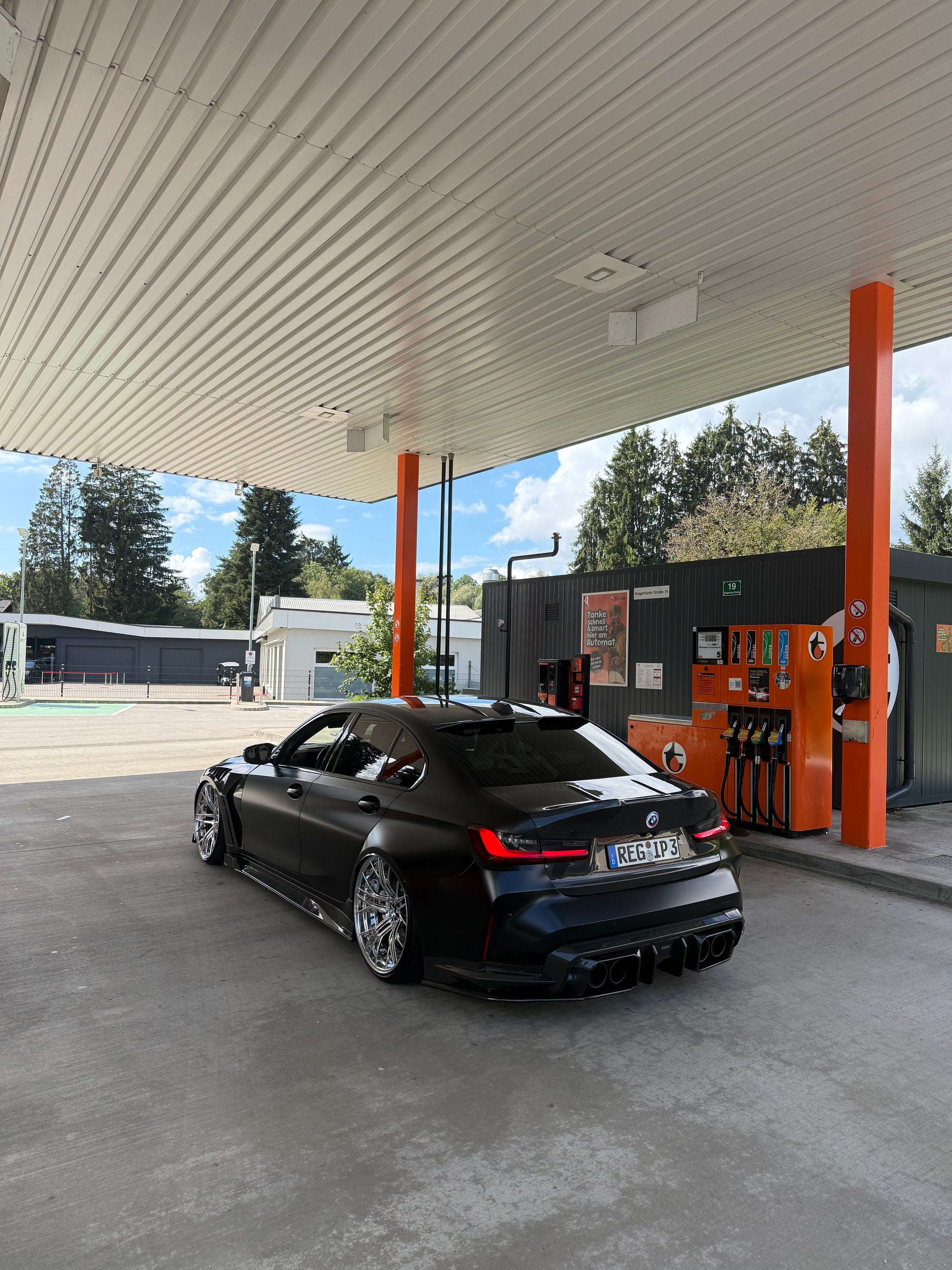 BMW M3 G80 RV V1 Carbon Heckklappe montiert