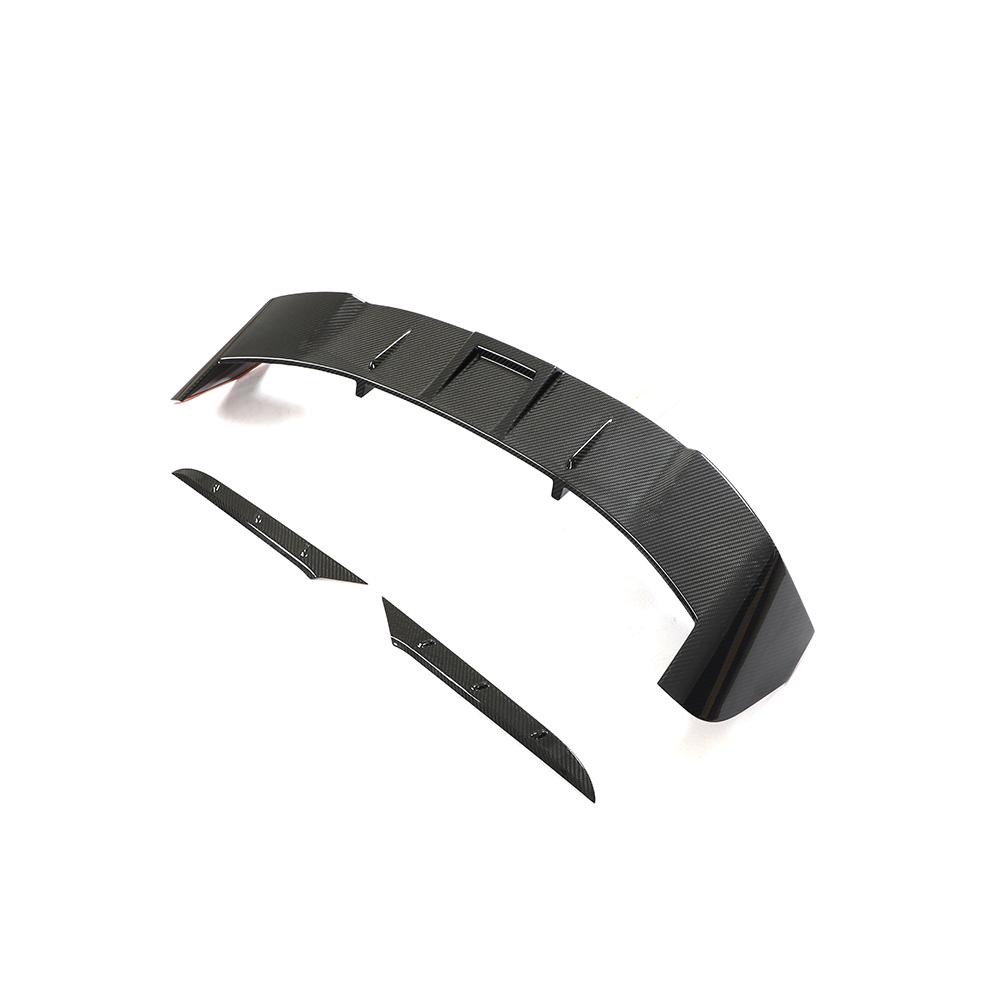 CPG + V5 Dachspoiler aus Dry-Carbon für Audi RS6 C8 mit zusätzlichen Carbon-Elementen