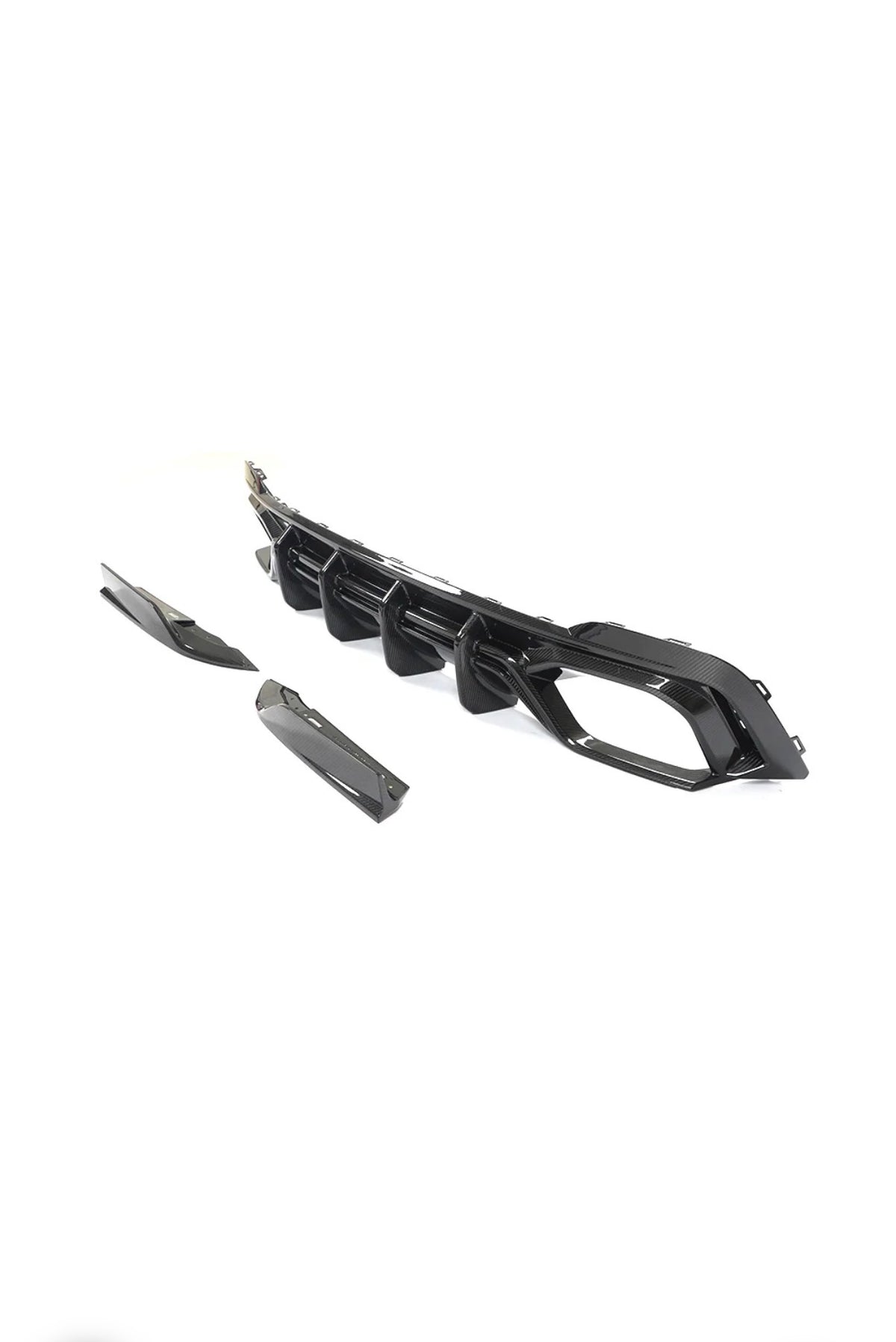 CPG + V1 Heckdiffuser aus Dry-Carbon passend für Audi RS6 C8 und RS7 C8 – hauseigenes Design von CPG x Car THINGS LTD