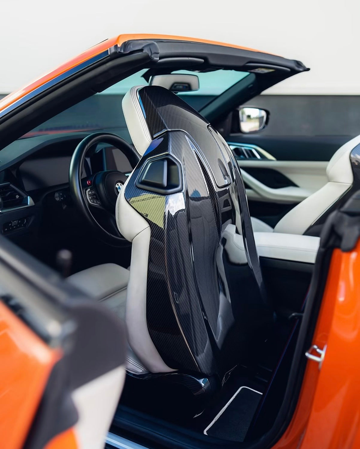 BMW Carbon Kopfstützen Cover Seitenansicht