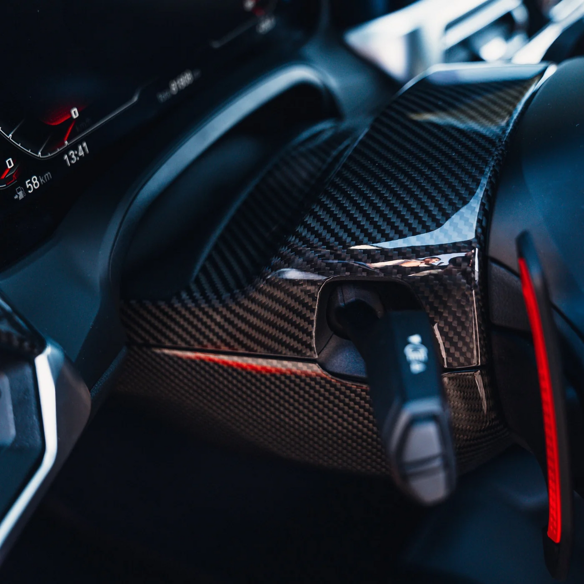 CPG+ V1 Lenksäulenabdeckung Cover-up aus Dry-Carbon passend für BMW 3er G20 G21 und 2er G42