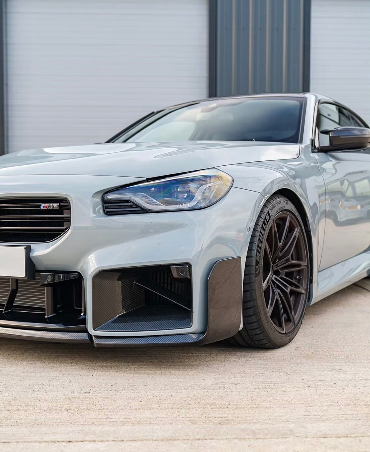 CPG+ MP V10 Frontlippe montiert am BMW M2 G87