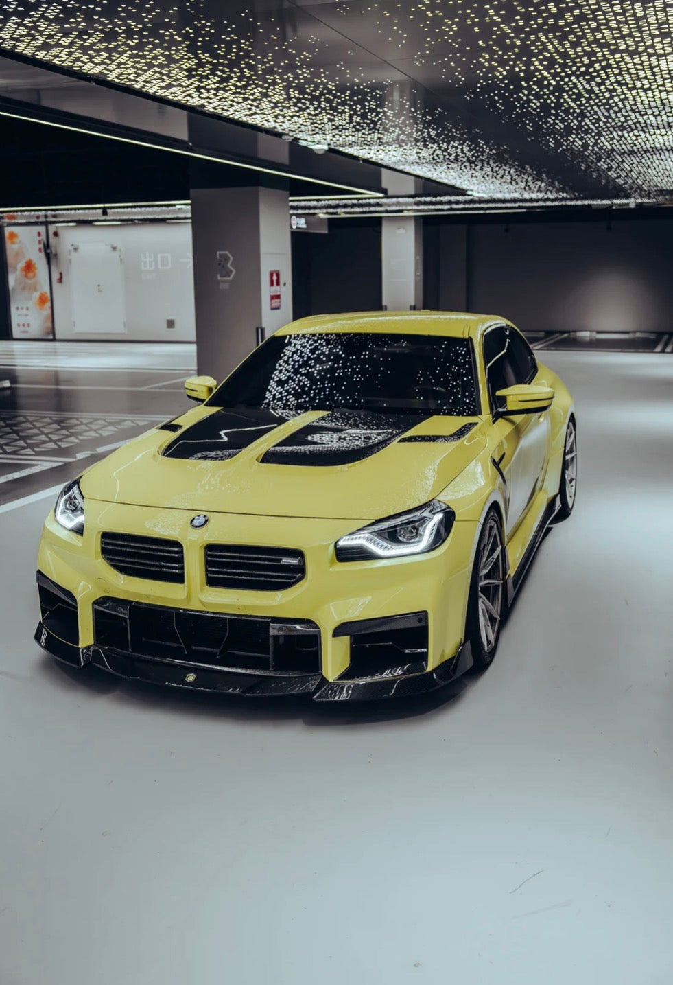 CPG + RV V1 Carbon Lufteinlässe montiert am BMW M2 G87