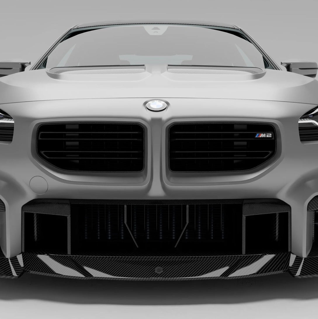 BMW M2 G87 Frontpartie mit Dry-Carbon Frontstoßstangeneinsatz in OEM+ Optik