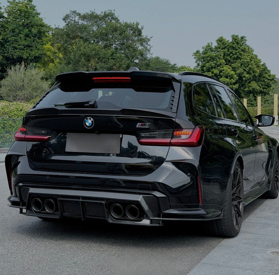 CPG+ V6 Dry-Carbon Heckdiffuser für BMW M3 G80 G81 und M4 G82 G83 – seitliche Produktansicht und Carbon Design