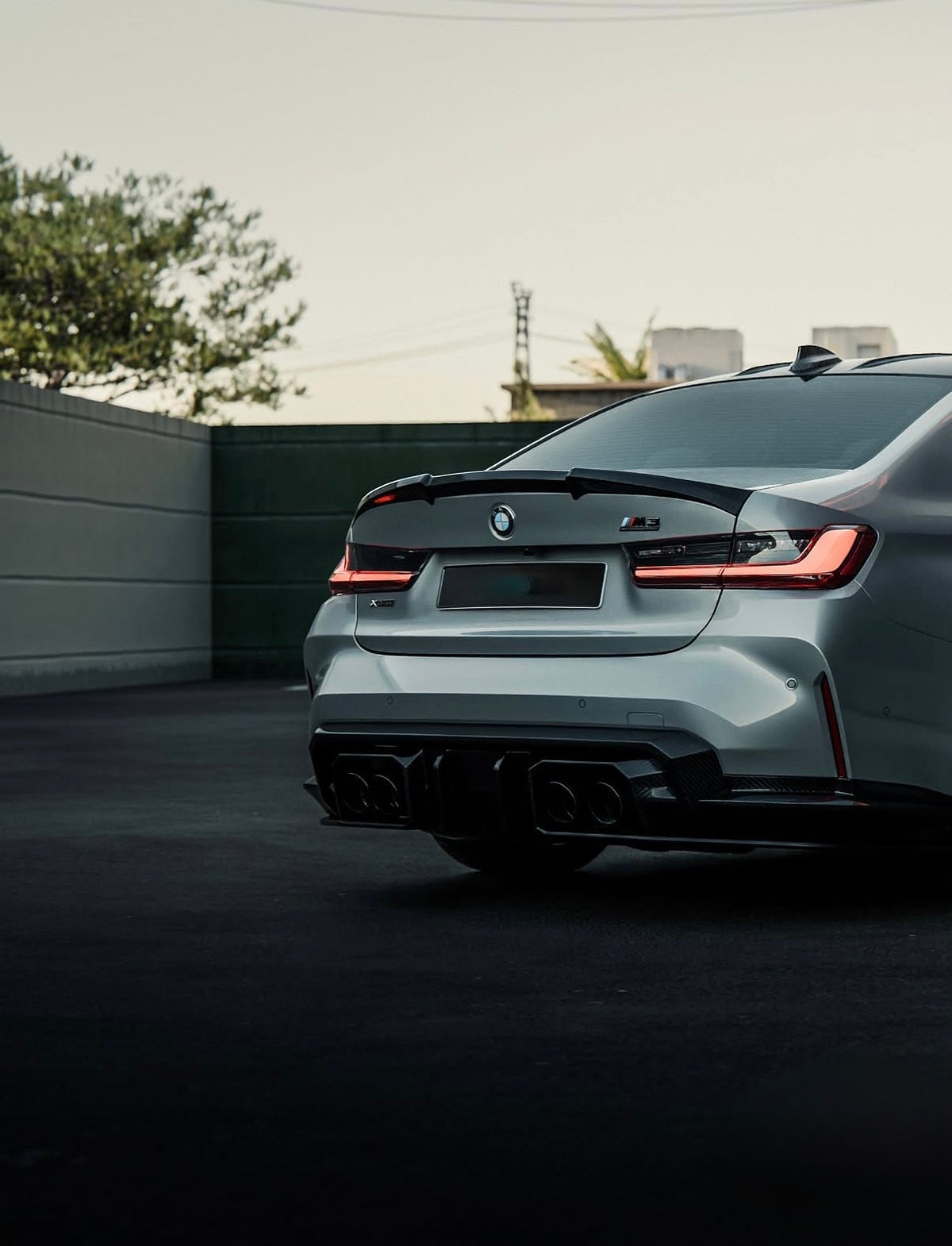 BMW M4 G82 mit markanter Heckpartie und sportlichem Carbon Body Kit