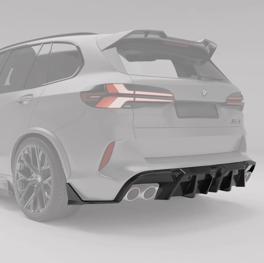 BMW X5 M F95 mit CPG RV Heckdiffusor aus Dry Carbon Heckansicht