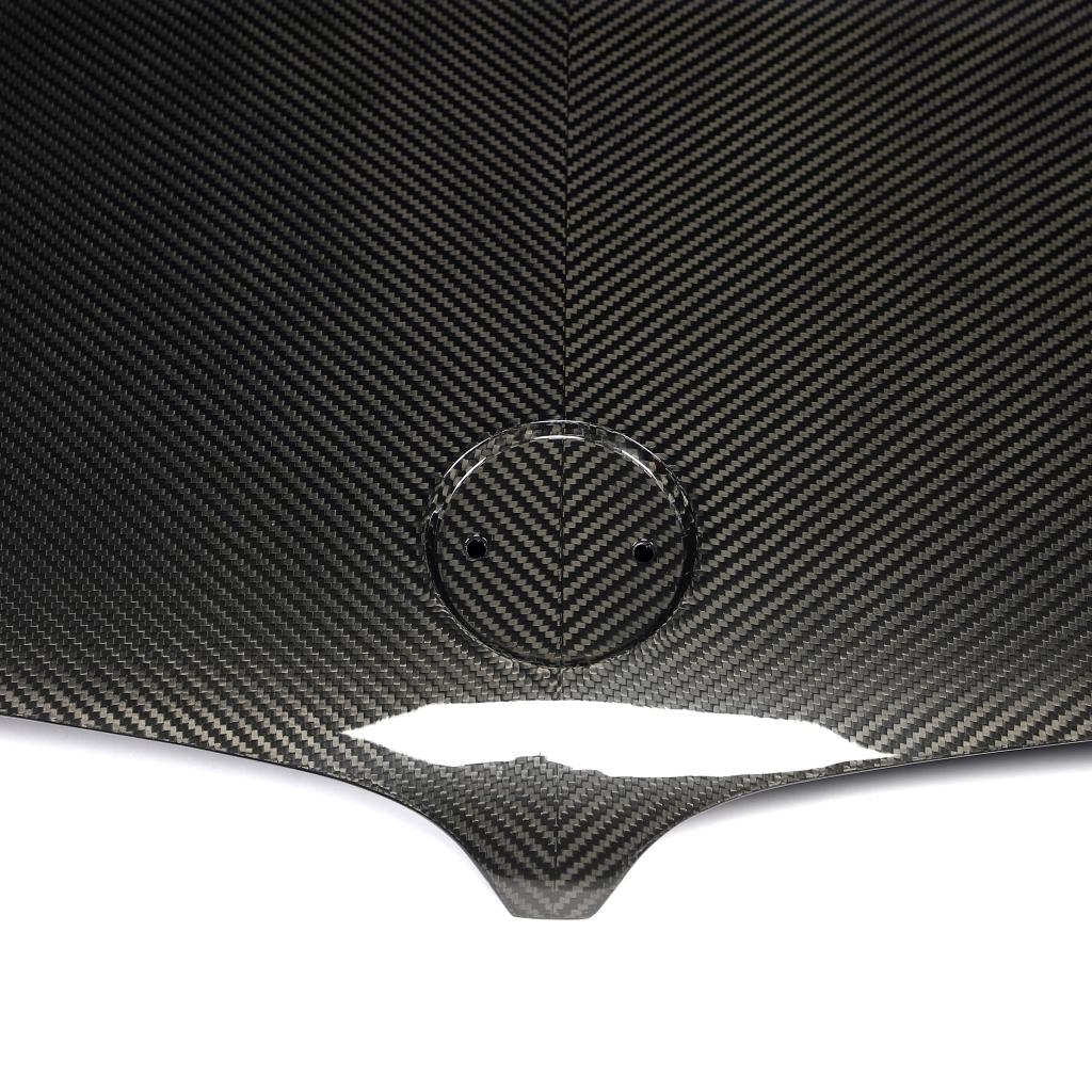 Hochwertige Carbonstruktur der CPG Dry-Carbon Motorhaube für BMW X5 und X6
