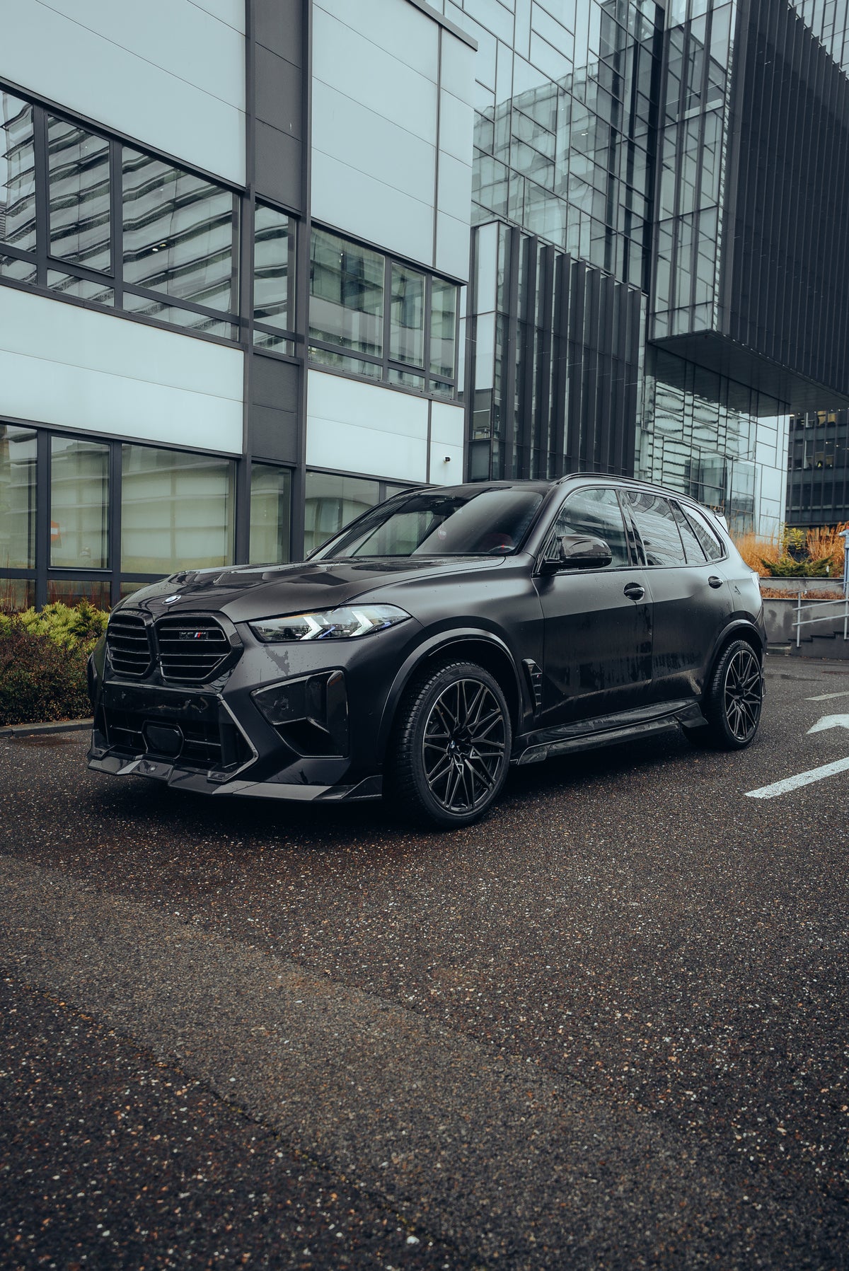 BMW X5 M F95 LCI mit CPG Carbon Kit Frontansicht