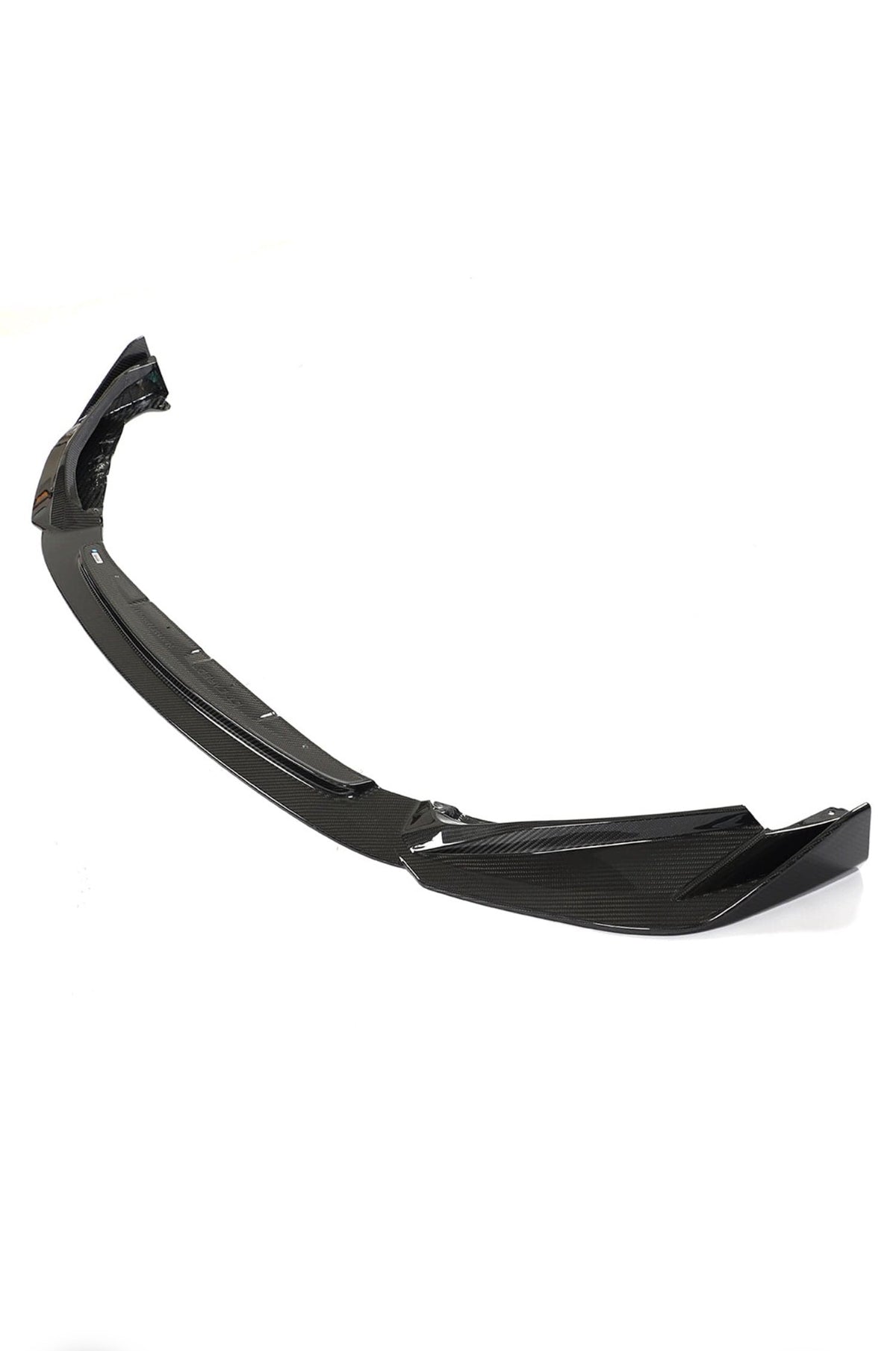 CPG+ V9 Frontlippe aus Dry-Carbon als einzelnes Carbon-Bauteil mit hauseigener Formgebung für BMW M3 und M4